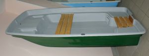 Лодка стеклопластиковая трехкилевая СЛК-270